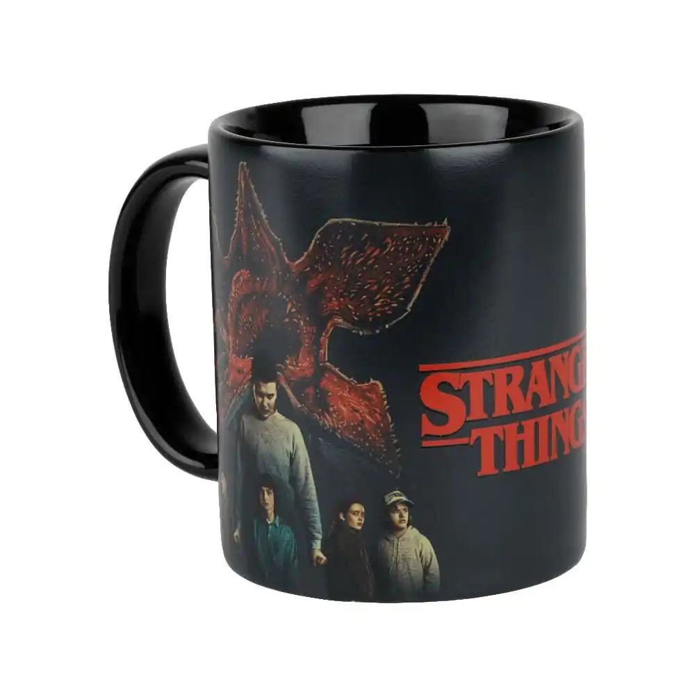 Stranger Things Heat Change Mug Team 320 ml termékfotó