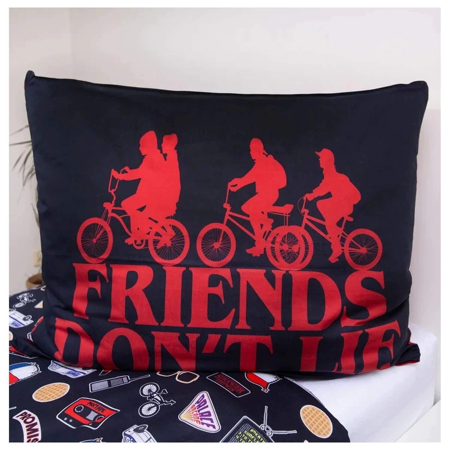 Stranger Things Upside Down Dark Duvet Cover product photo