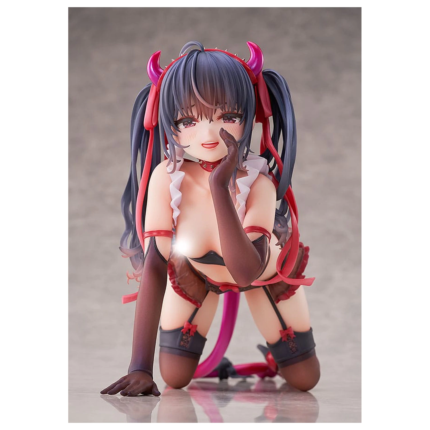 Succubus Homestay Statue 1/5 Sakuma Shizuku 14 cm    product photo