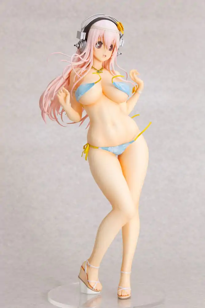 Super Sonico Statue 1/4.5 Super Sonico Summer Vacation Ver. 35 cm product photo
