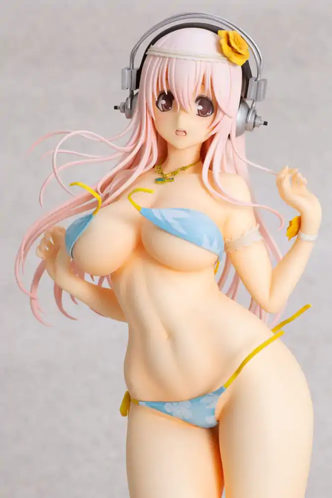 Super Sonico Statue 1/4.5 Super Sonico Summer Vacation Ver. 35 cm product photo