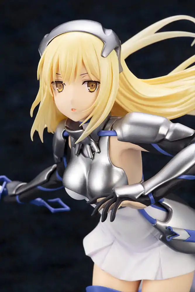 Sword Oratoria: Is it Wrong to Try to Pick Up Girls in a Dungeon? On the Side PVC Statue 1/7 Ais Wallenstein 24 cm product photo