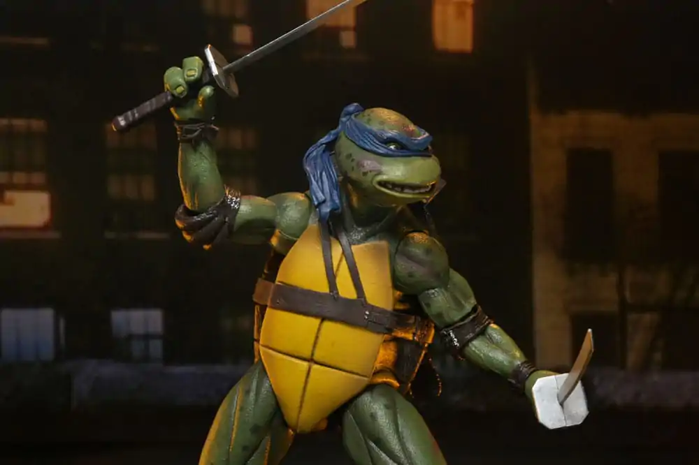 Teenage Mutant Ninja Turtles (1990 Movie) Action Figure Roof Top Battle Shredder vs Leo 18 cm product photo