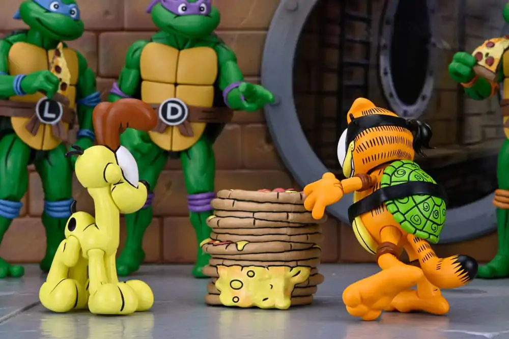 Teenage Mutant Ninja Turtles (Archie Comics) x Garfield Action Figure 2-Pack Ultimate Garfello & Odie 10 cm product photo