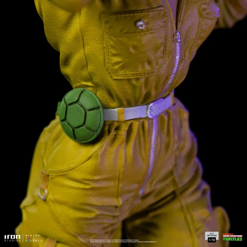 Teenage Mutant Ninja Turtles Art Scale Statue 1/10 April O'Neal 19 cm product photo
