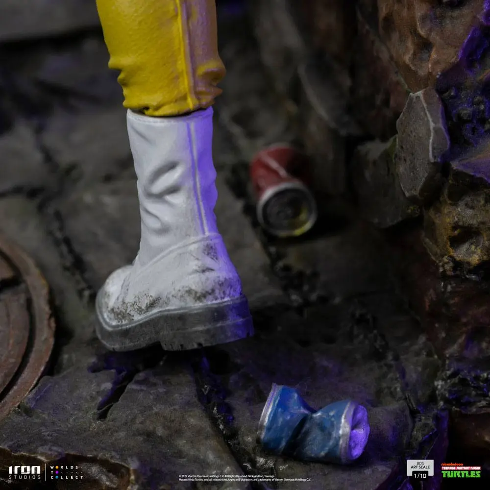 Teenage Mutant Ninja Turtles Art Scale Statue 1/10 April O'Neal 19 cm product photo