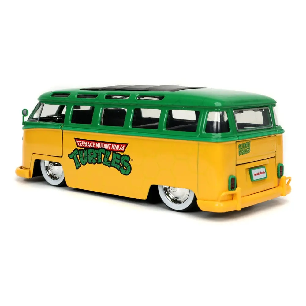 Teenage Mutant Ninja Turtles Hollywood Rides Diecast Model 1/24 1962 VW Bus with Leonardo Figur product photo