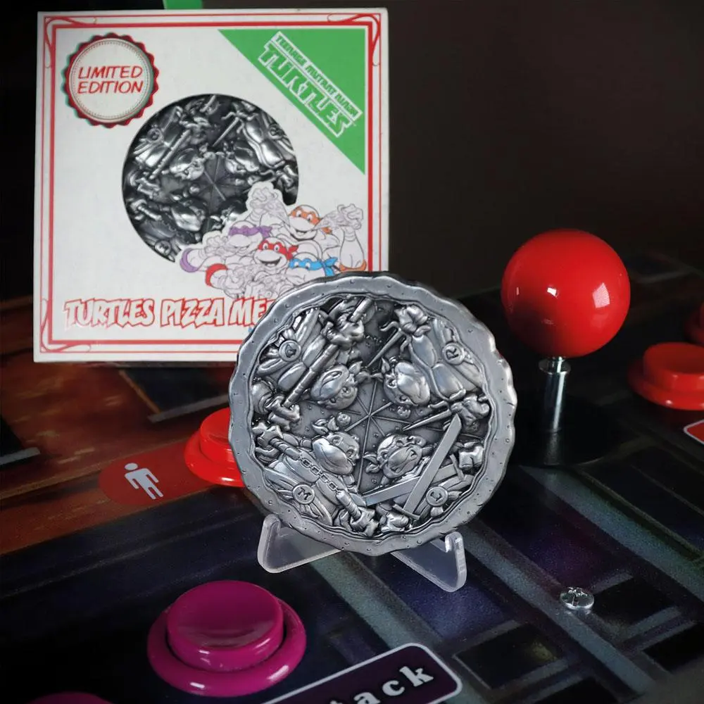Teenage Mutant Ninja Turtles Medallion Pizza Limited Edition product photo