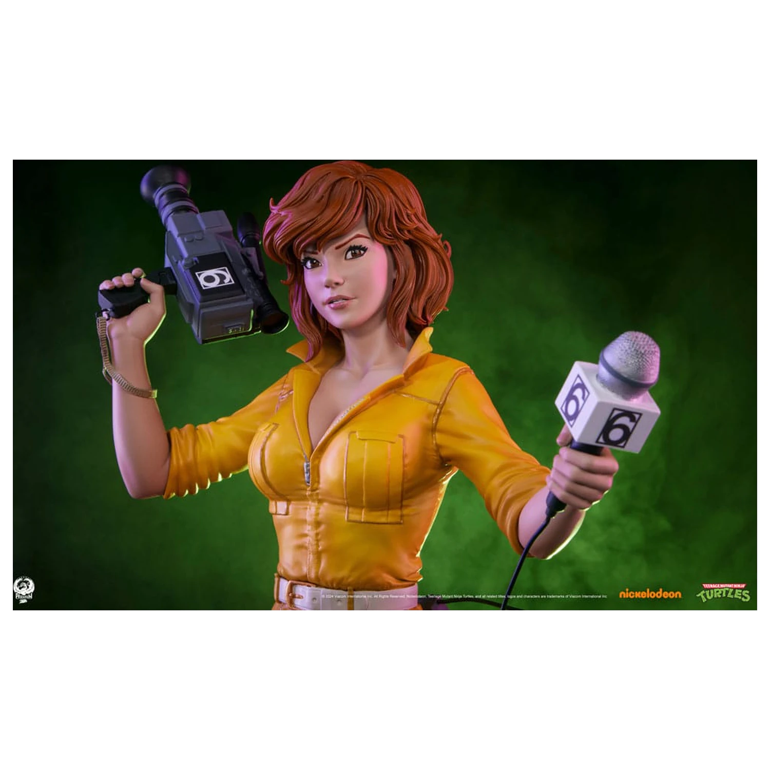 Teenage Mutant Ninja Turtles Premier Series Statue 1/4 April O'Neil 46 cm product photo