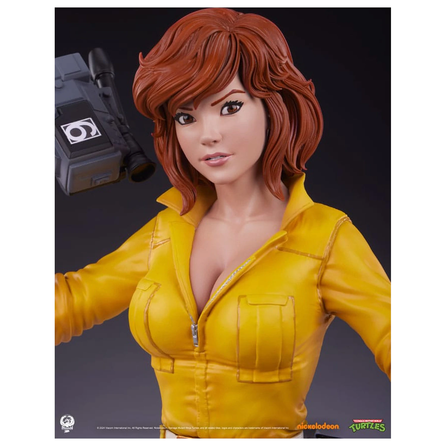 Teenage Mutant Ninja Turtles Premier Series Statue 1/4 April O'Neil 46 cm product photo