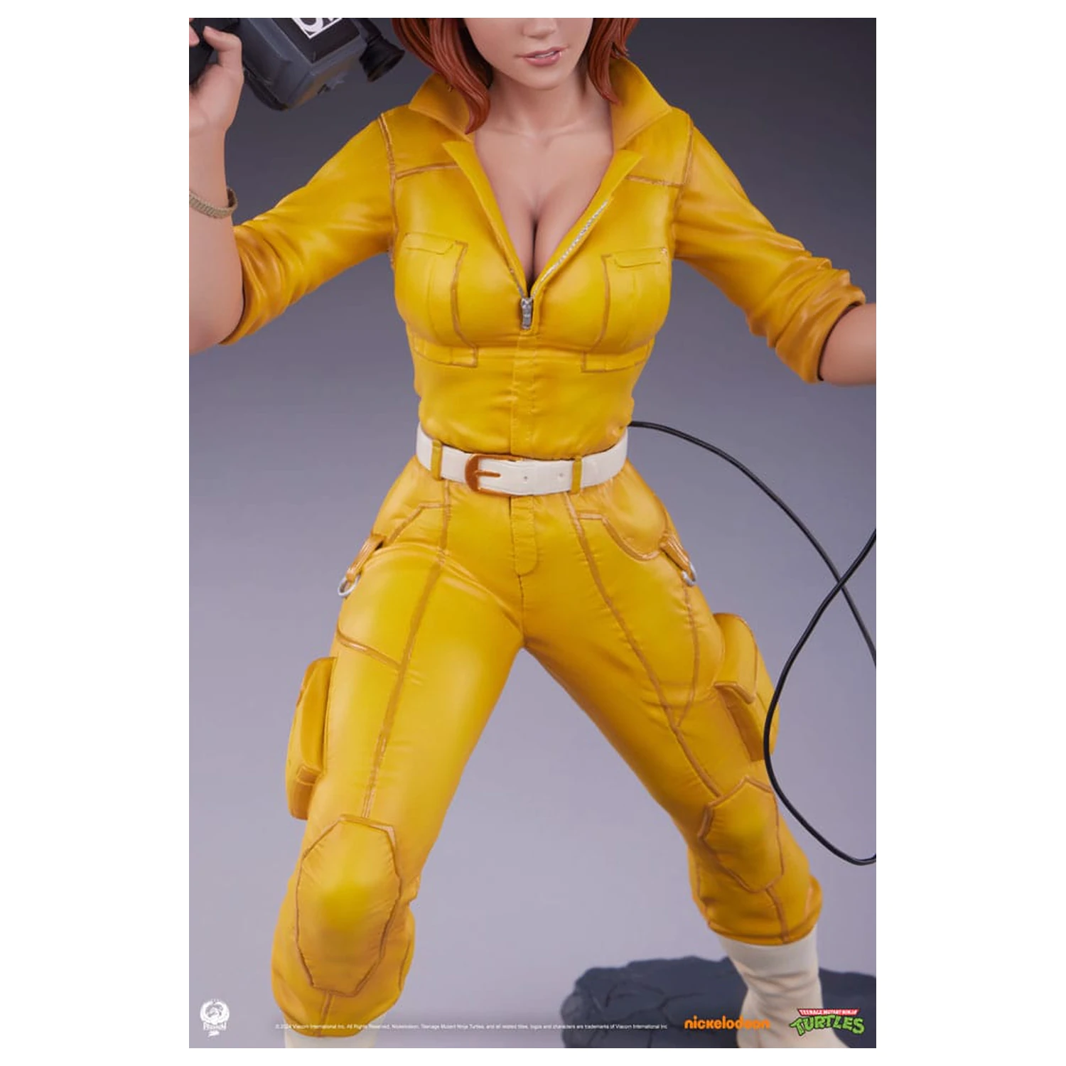 Teenage Mutant Ninja Turtles Premier Series Statue 1/4 April O'Neil 46 cm product photo