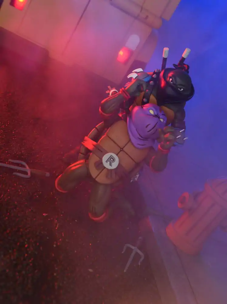 Teenage Mutant Ninja Turtles Action Figure Ultimate Dark Leo 18 cm product photo