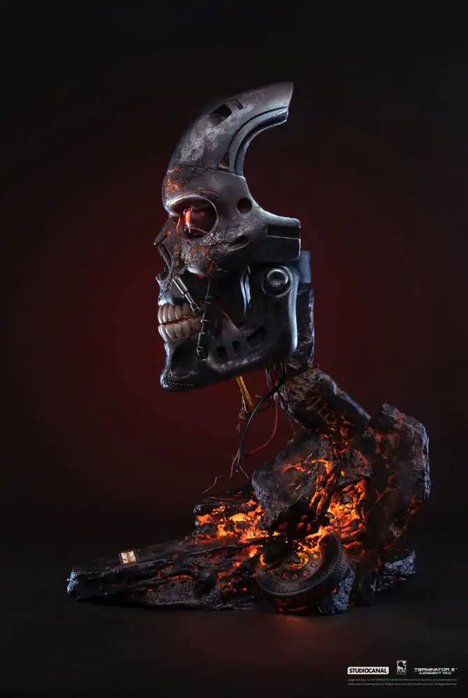Terminator 2: Judgment Day Replica 1/1 T-800 Endoskeleton Mask Battle Damaged Version 46 cm product photo