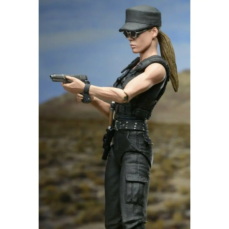Terminator 2 Judgment Day Sarah Connor and John Connor set 2 figures 18cm product photo