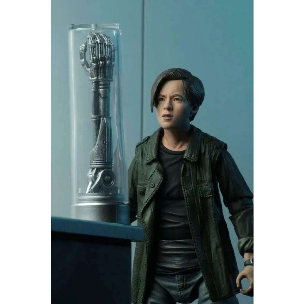 Terminator 2 Judgment Day Sarah Connor and John Connor set 2 figures 18cm product photo
