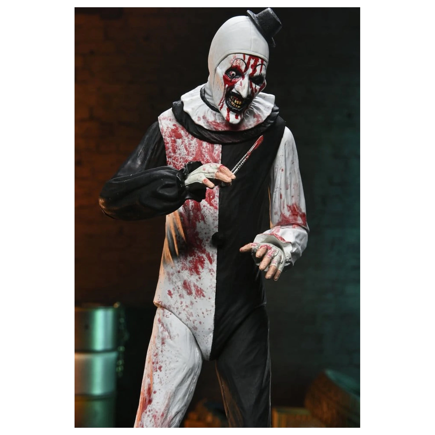 Terrifier 2 Ultimate Action Figure Art the Clown (Blood Splattered) 18 cm product photo