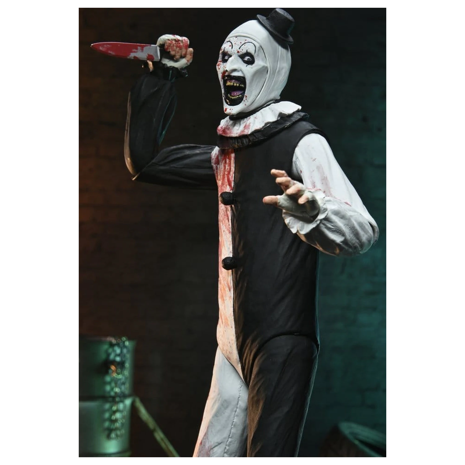 Terrifier 2 Ultimate Action Figure Art the Clown (Blood Splattered) 18 cm product photo