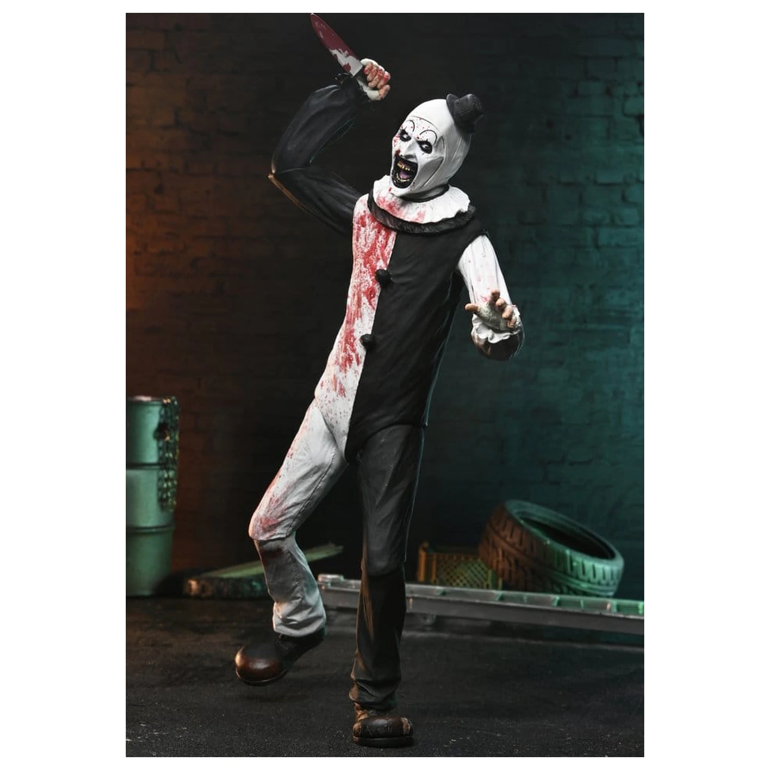 Terrifier 2 Ultimate Action Figure Art the Clown (Blood Splattered) 18 cm product photo