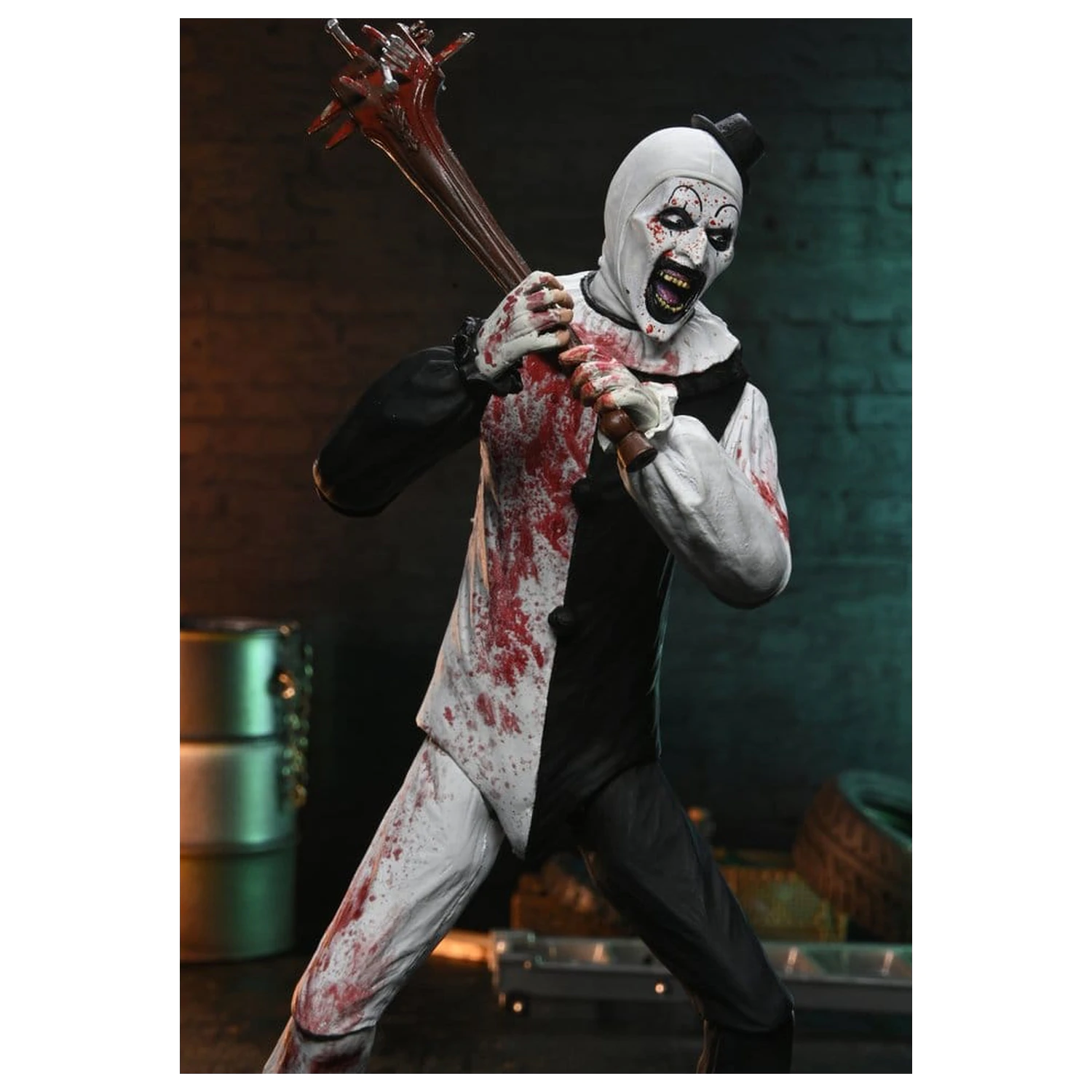 Terrifier 2 Ultimate Action Figure Art the Clown (Blood Splattered) 18 cm product photo