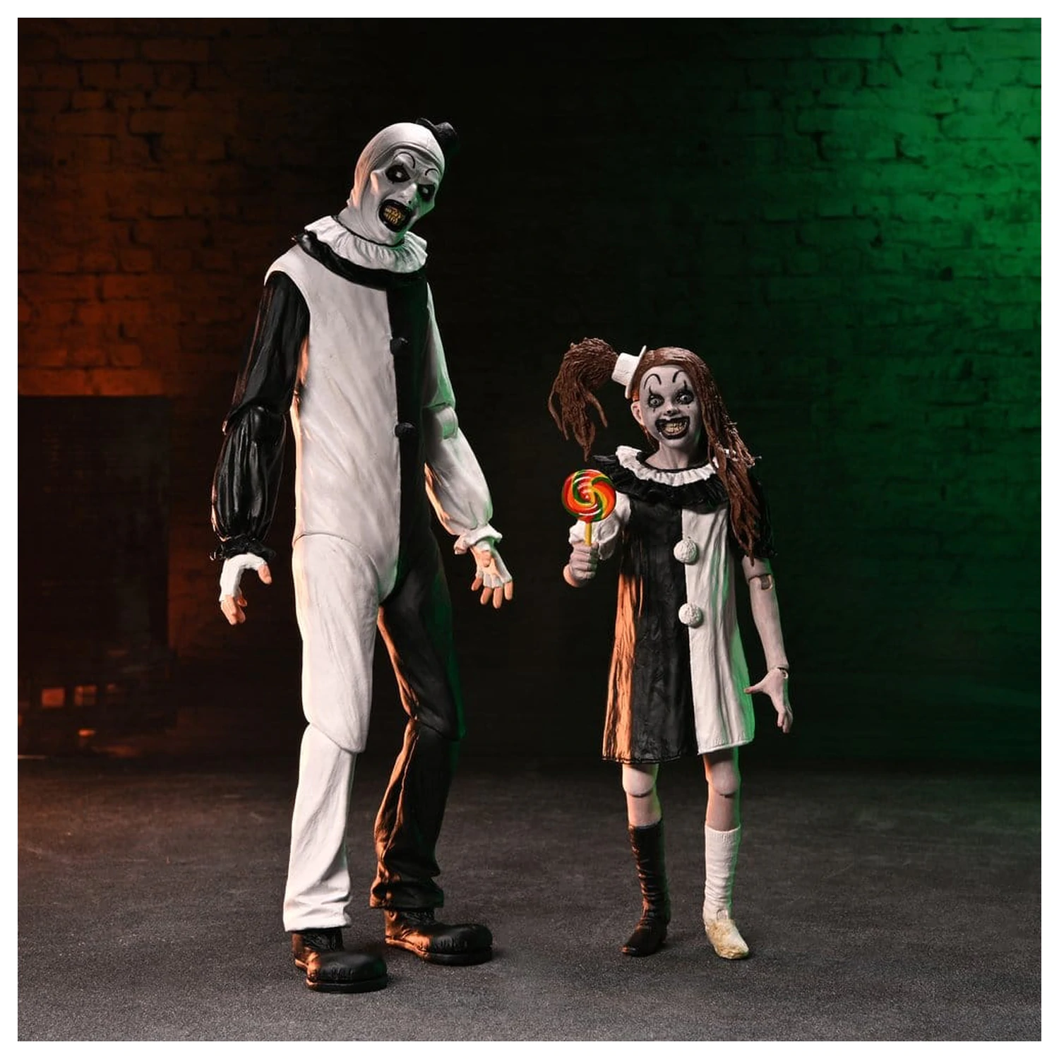 Terrifier 2 2-Pack Action Figures Ultimate Art the Clown & Little Pale Girl 18 cm product photo