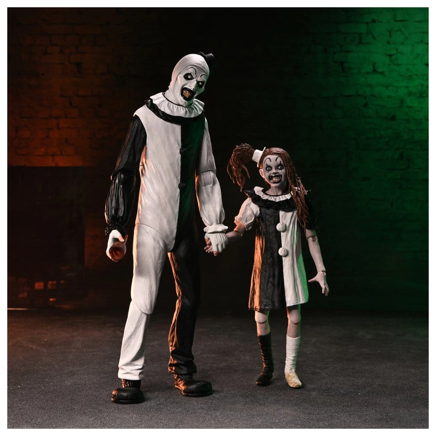 Terrifier 2 2-Pack Action Figures Ultimate Art the Clown & Little Pale Girl 18 cm product photo