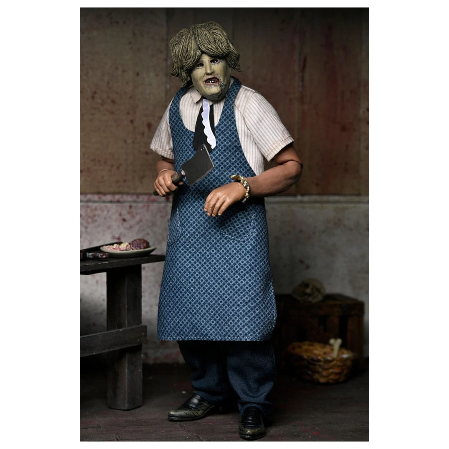 Texas Chainsaw Massacre Clothed Action Figure Leatherface with Old Lady Mask 20 cm product photo