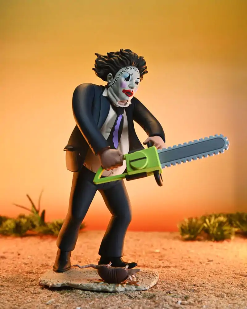 Texas Chainsaw Massacre Toony Terrors Action Figure 50th Anniversary Pretty Woman Leatherface 15 cm product photo