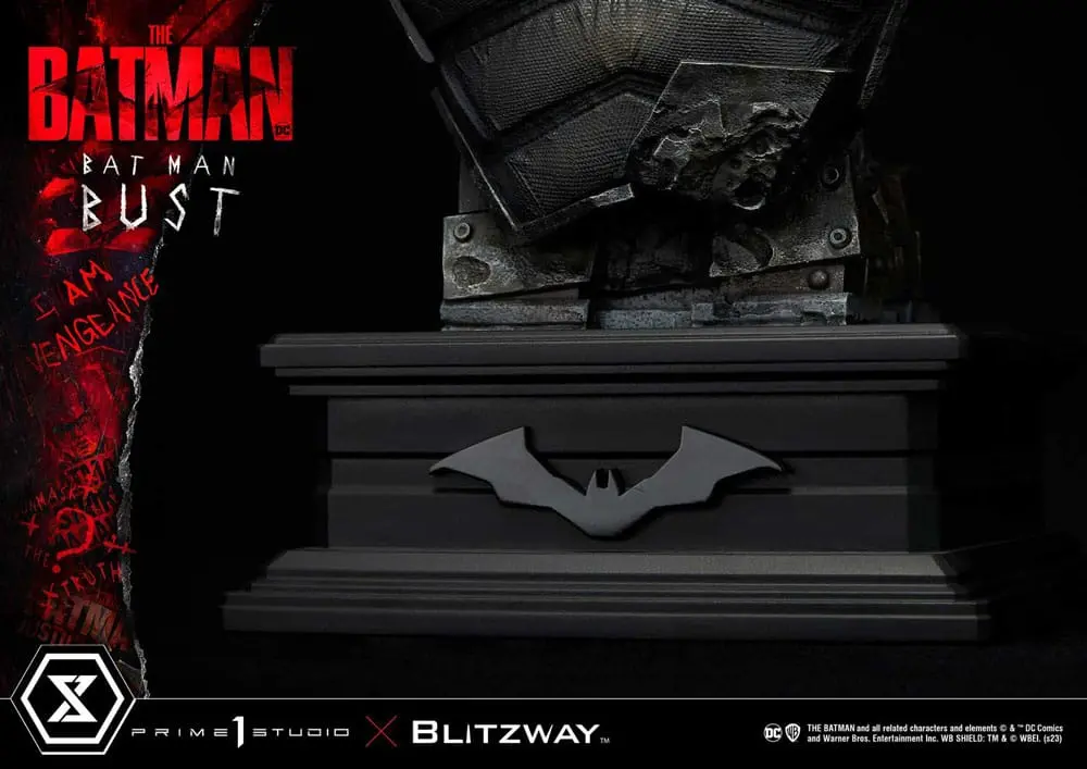 The Batman Bust Batman 30 cm product photo