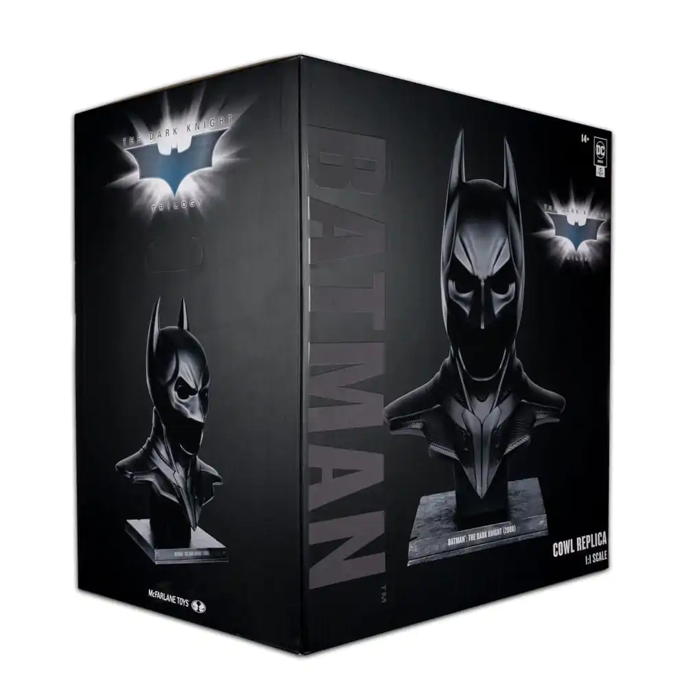 The Dark Knight DC Direct Replica 1/1 Batman Cowl 54 cm termékfotó