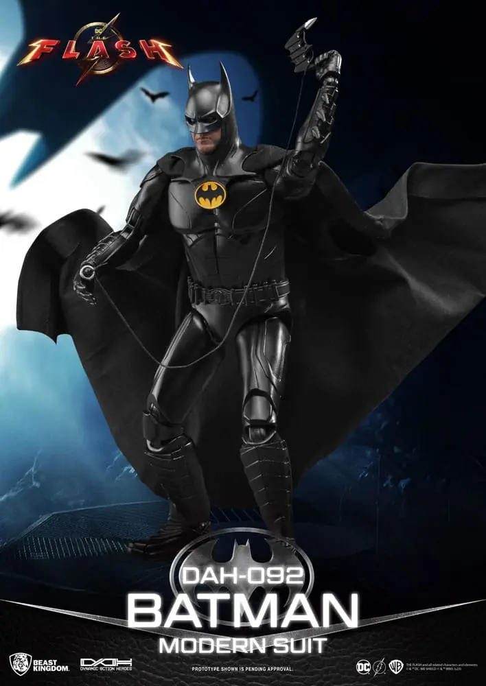 The Flash Dynamic 8ction Heroes Action Figure 1/9 Batman Modern Suit 24 cm product photo