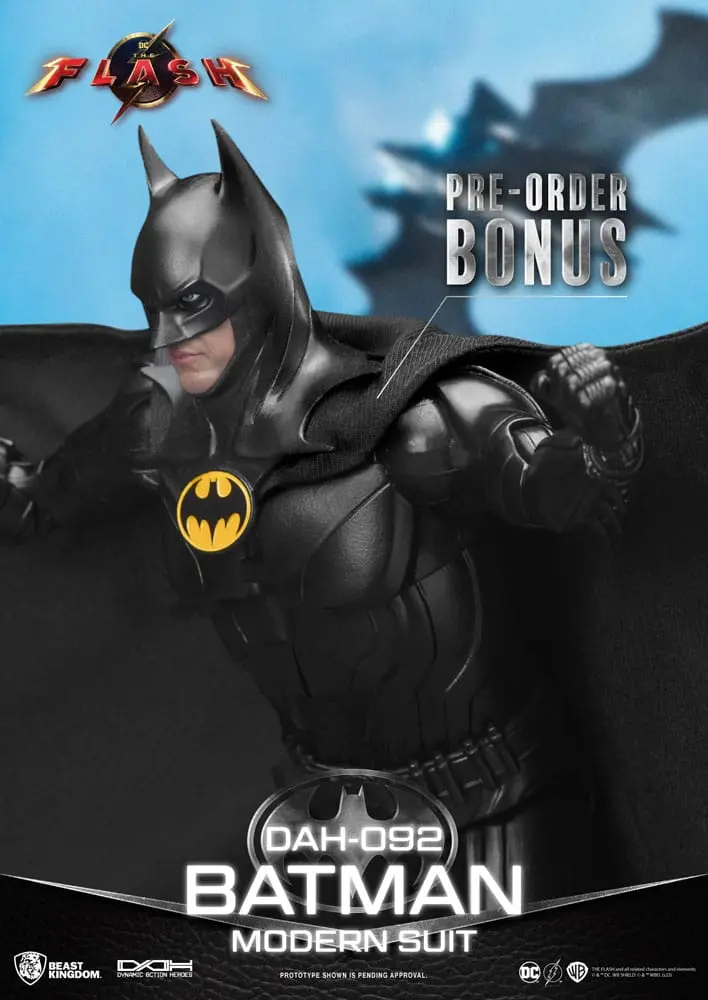 The Flash Dynamic 8ction Heroes Action Figure 1/9 Batman Modern Suit 24 cm product photo