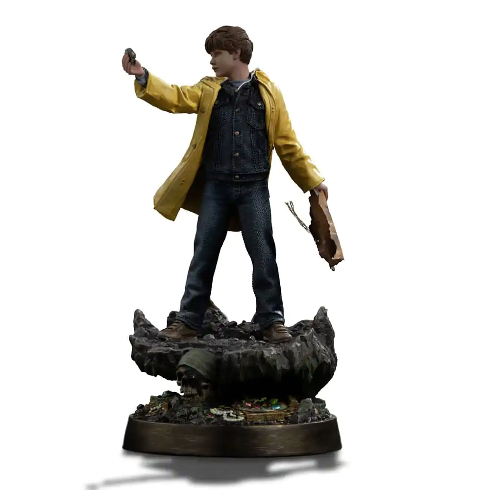 The Goonies Art Scale Statue 1/10 Mikey Walsh (40th anniversary) 21 cm          product photo