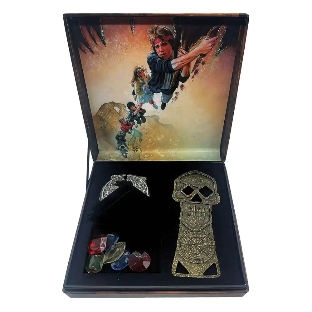 The Goonies Replica Treasure Set Limited Edition termékfotó