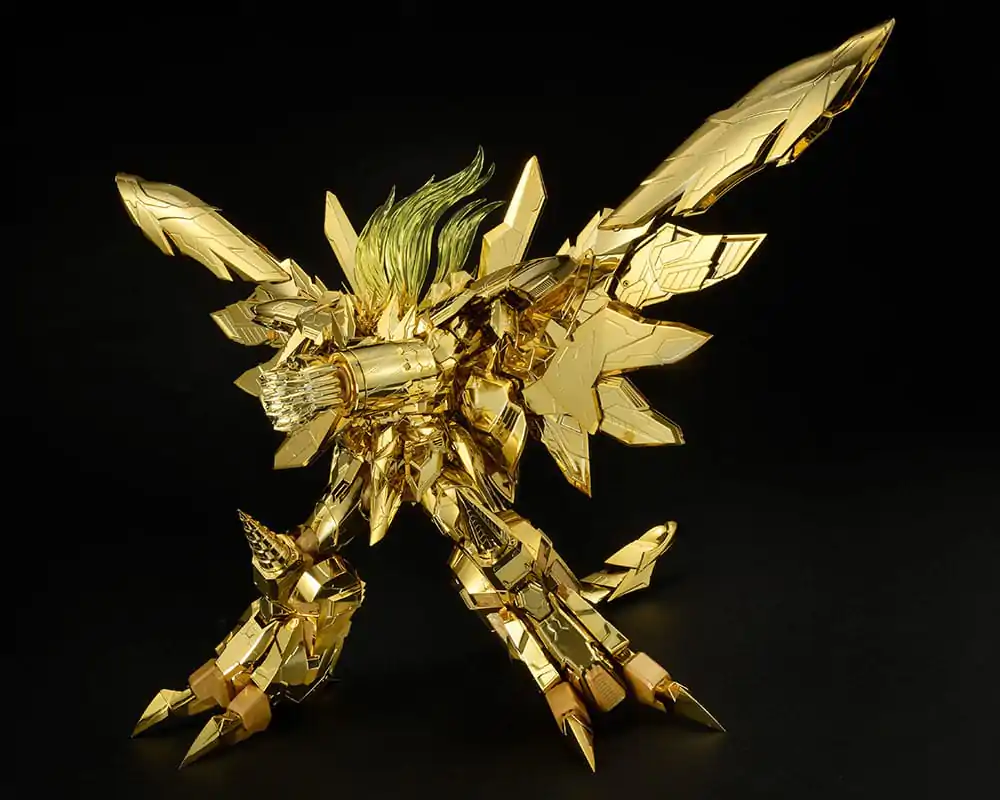 The King of Braves GaoGaiGar Amakunitech Plastic Model Kit Genesic Gaogaigar The Golden Destroyer 18 cm product photo