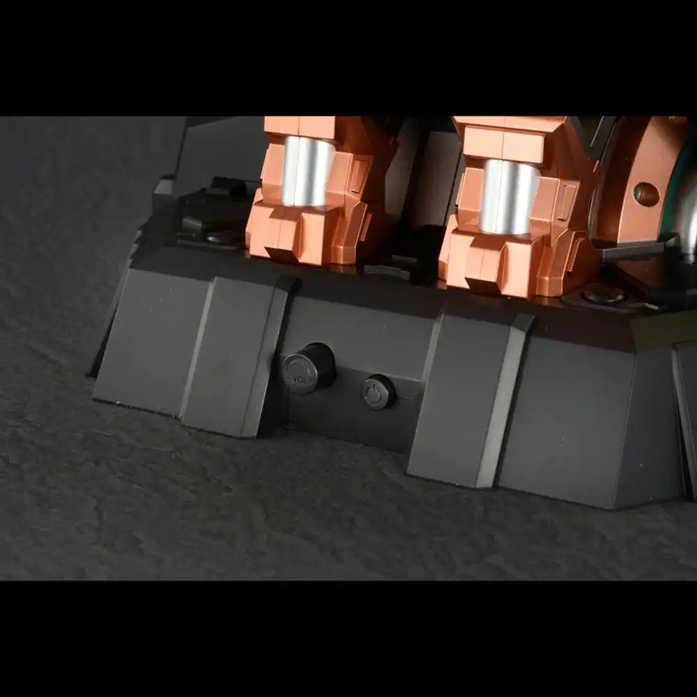 The King of Braves GaoGaiGar Diecast Head Display Model 27 cm product photo