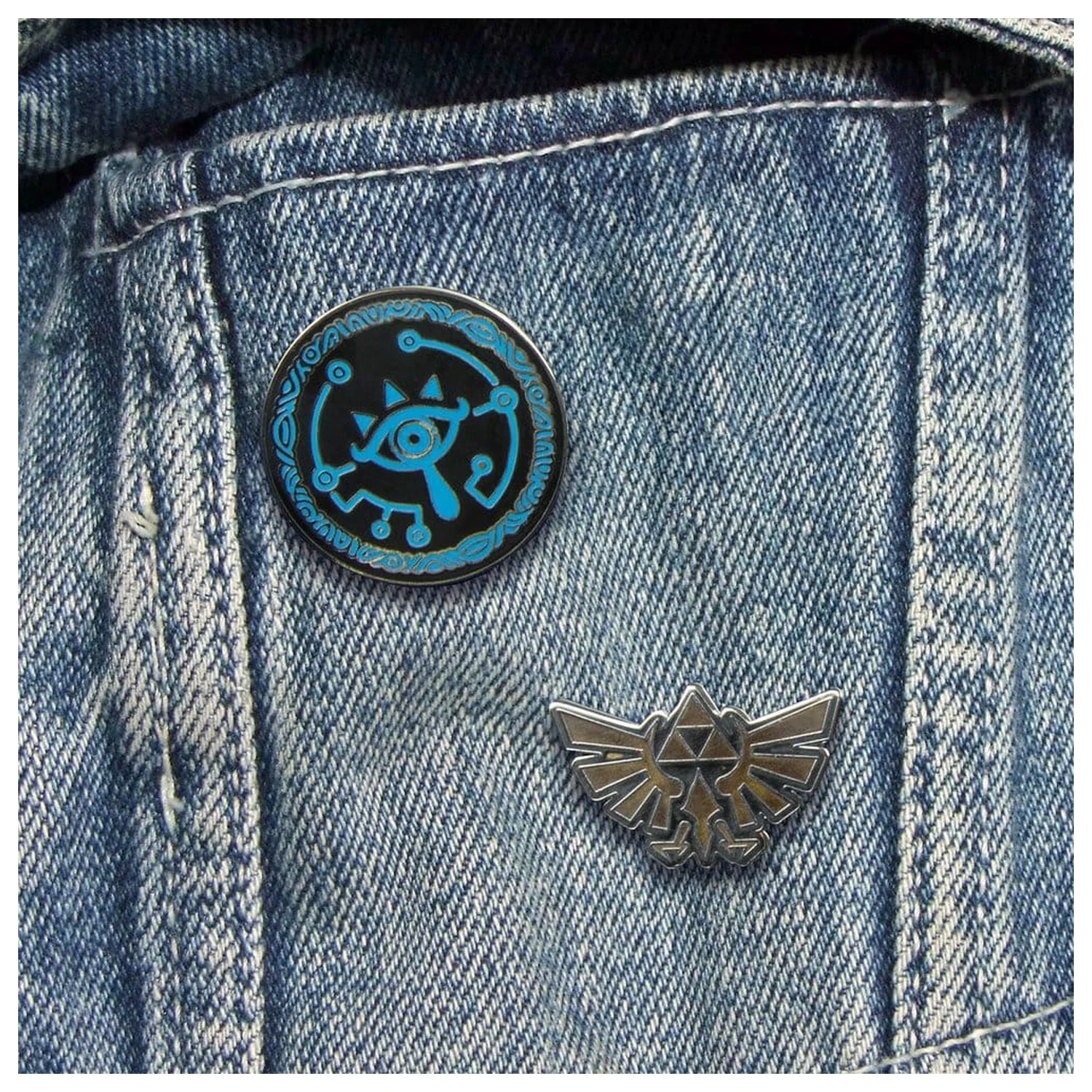 The Legend of Zelda Pin Badges 2-Pack product photo