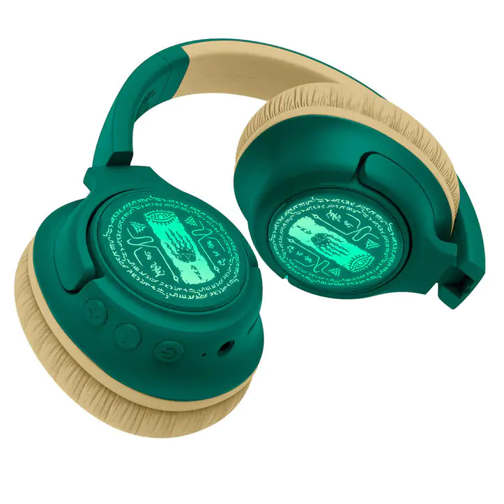 The Legend of Zelda wireless LED headphones product photo