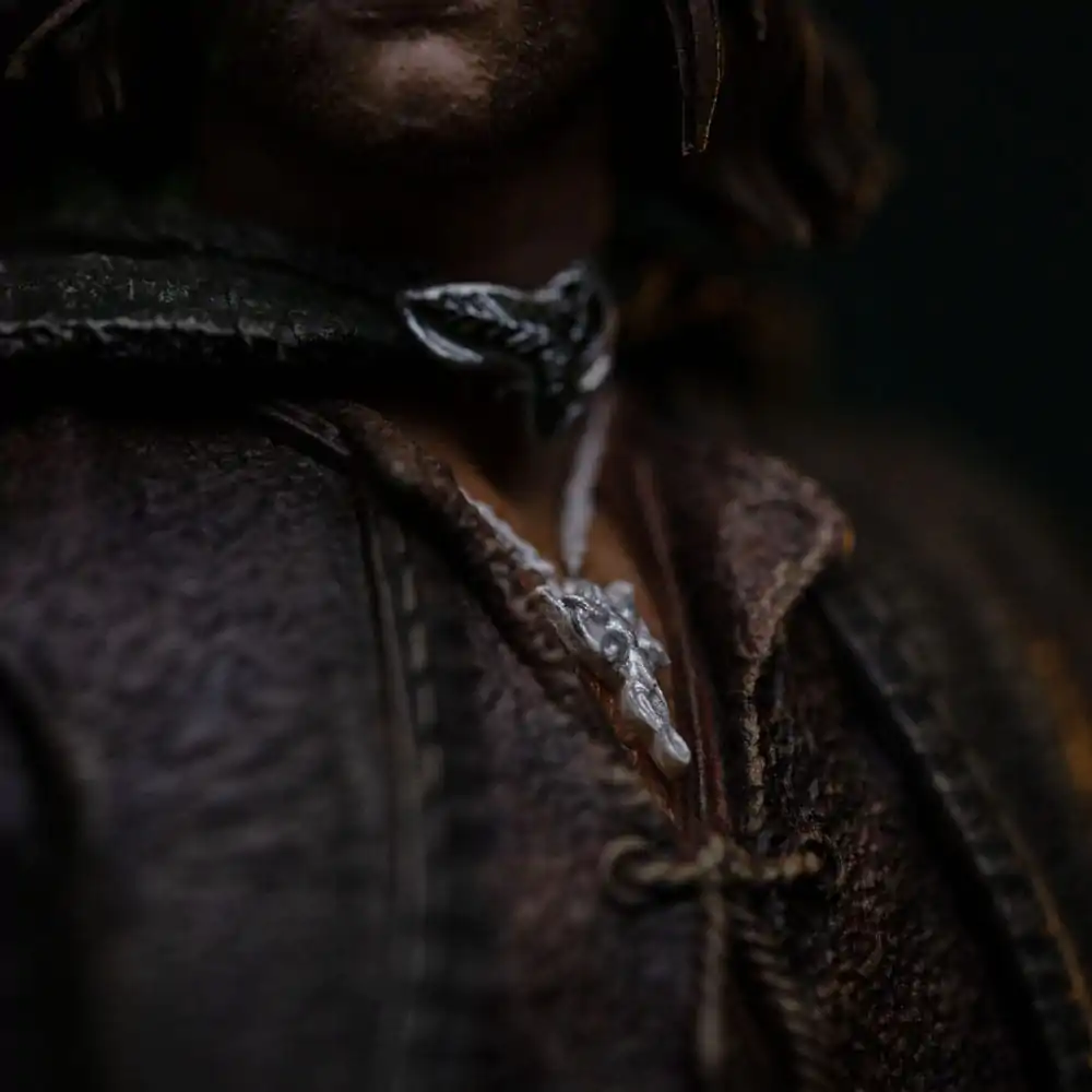 The Lord of the Rings Art Scale Statue 1/10 Aragorn Unleashed 31 cm product photo