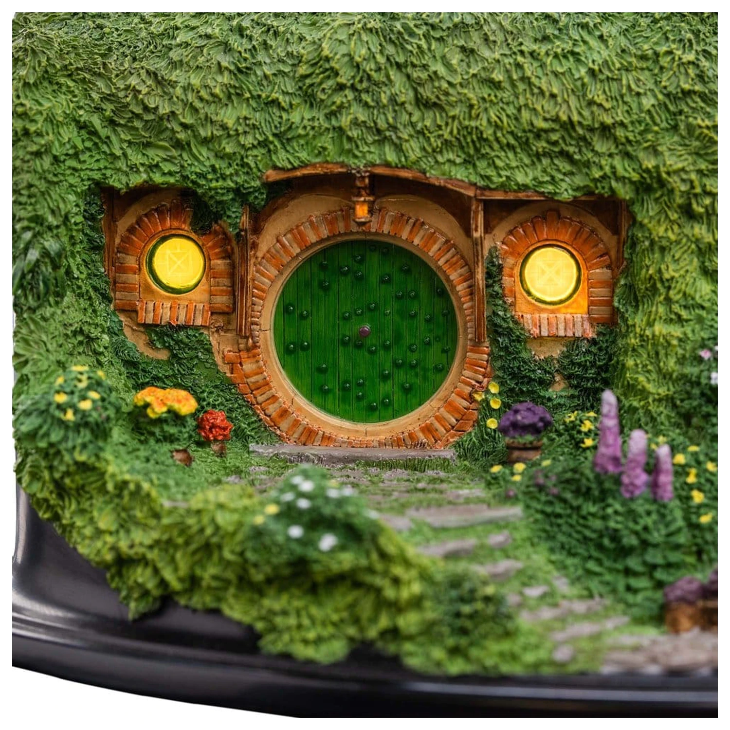 The Lord of the Rings Environment Hobbit Hole - Bag End - Illuminated Edition 7 cm product photo