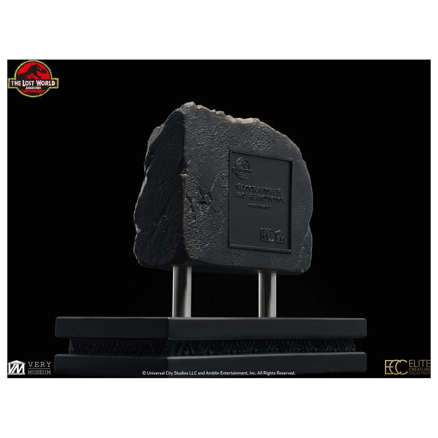 The Lost World: Jurassic Park Replica Bust Male Velociraptor Eye Prop 23 cm    product photo