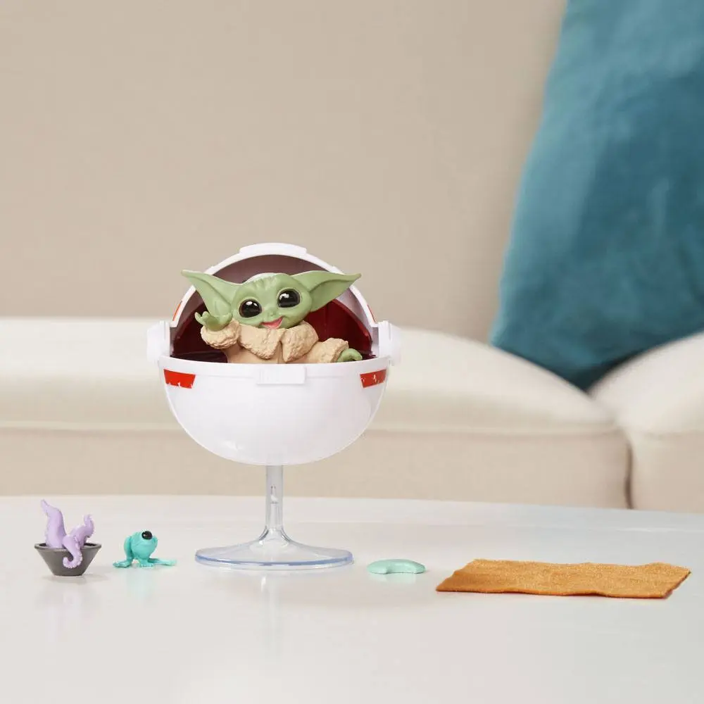 Star Wars Mandalorian Bounty Collection Figure Grogu's Hover-Pram Pack product photo