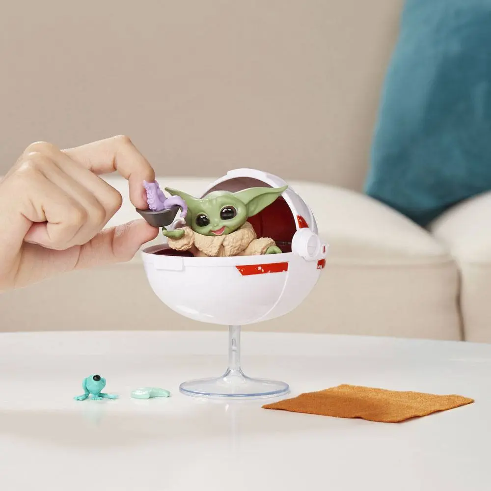 Star Wars Mandalorian Bounty Collection Figure Grogu's Hover-Pram Pack product photo