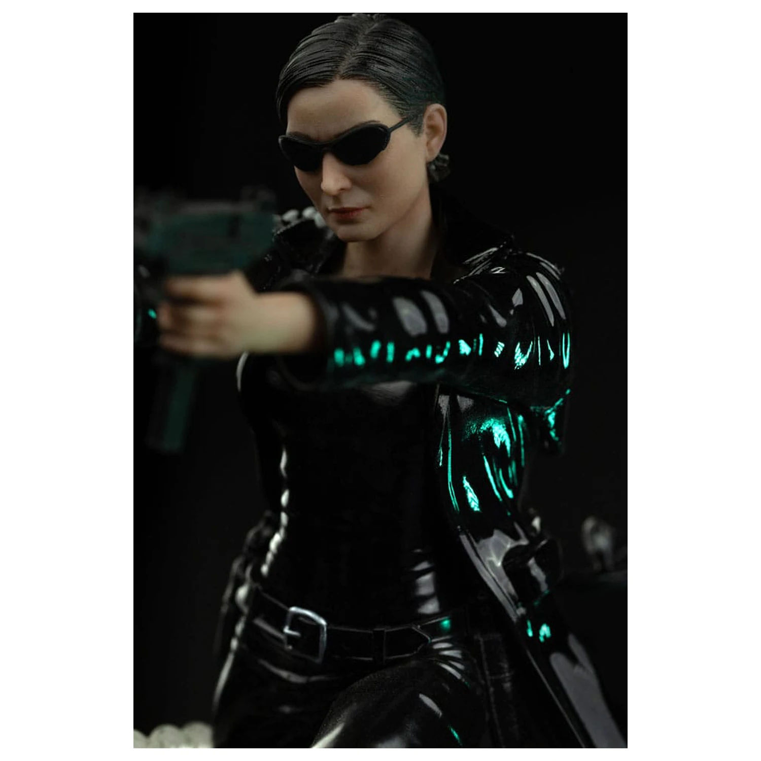The Matrix Art Scale Statue 1/10 Trinity 22 cm           product photo