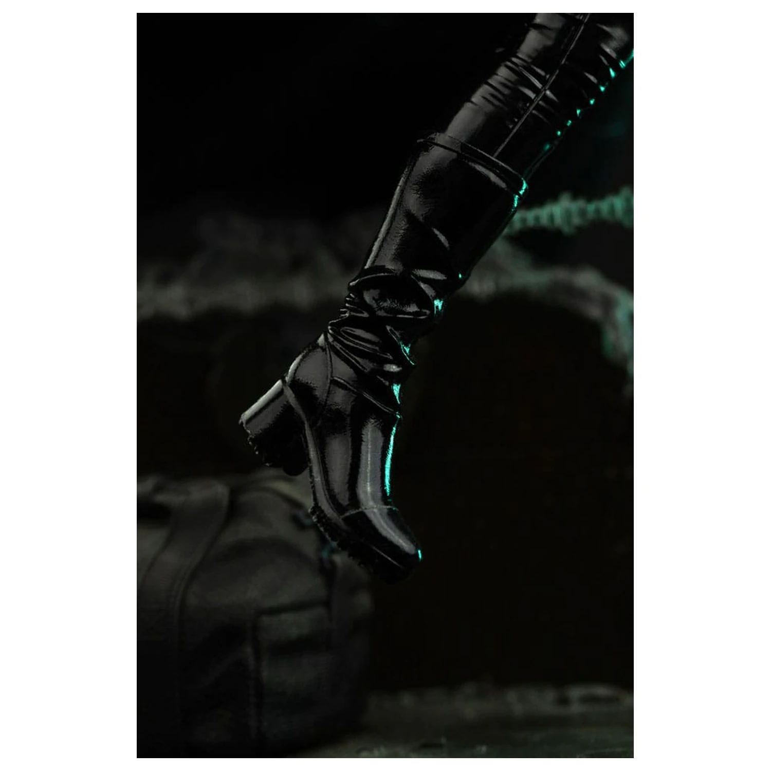 The Matrix Art Scale Statue 1/10 Trinity 22 cm           product photo