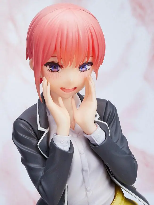 The Quintessential Quintuplets PVC Statue Nakano Ichika Uniform Ver. 20 cm product photo