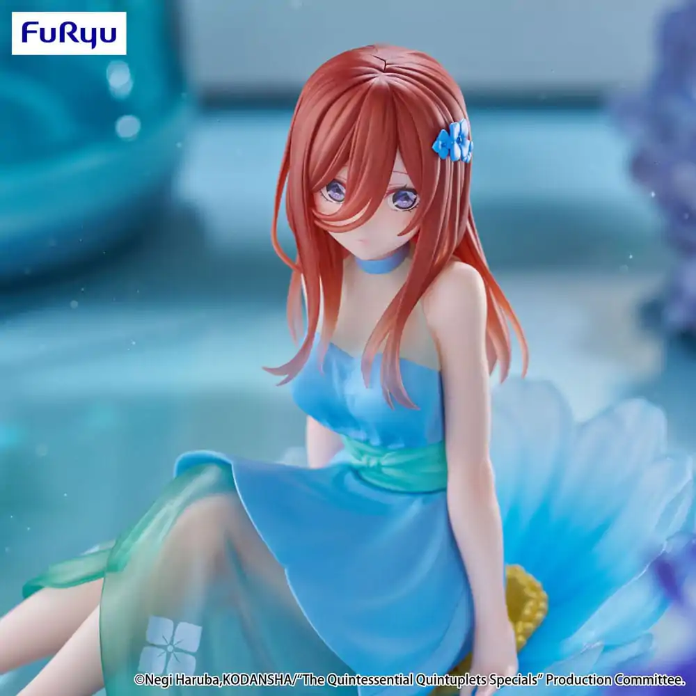 The Quintessential Quintuplets Specials Bloo-me! PVC Statue Nakano Miku 11 cm product photo