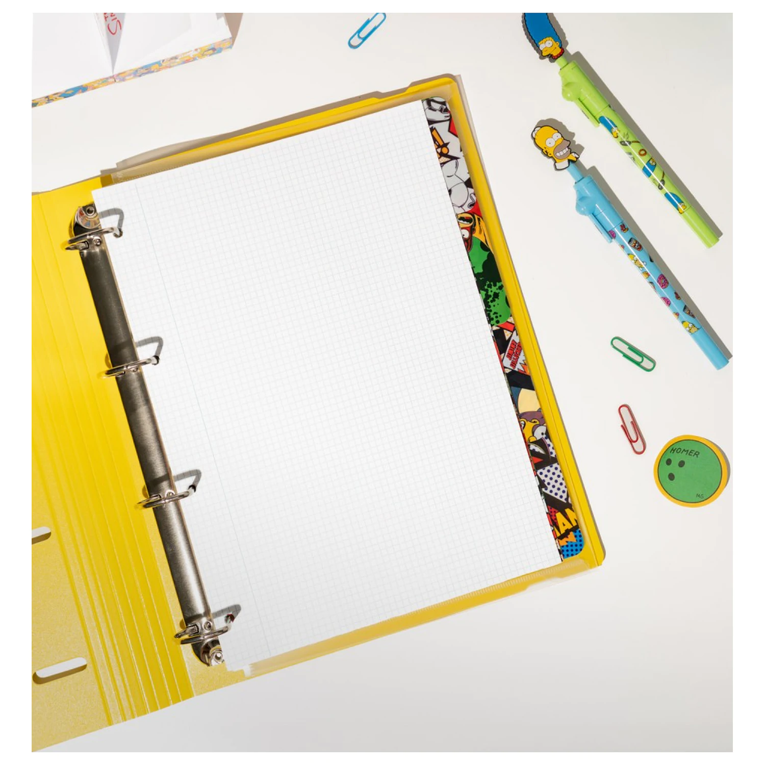 The Simpsons 4 ring folder product photo