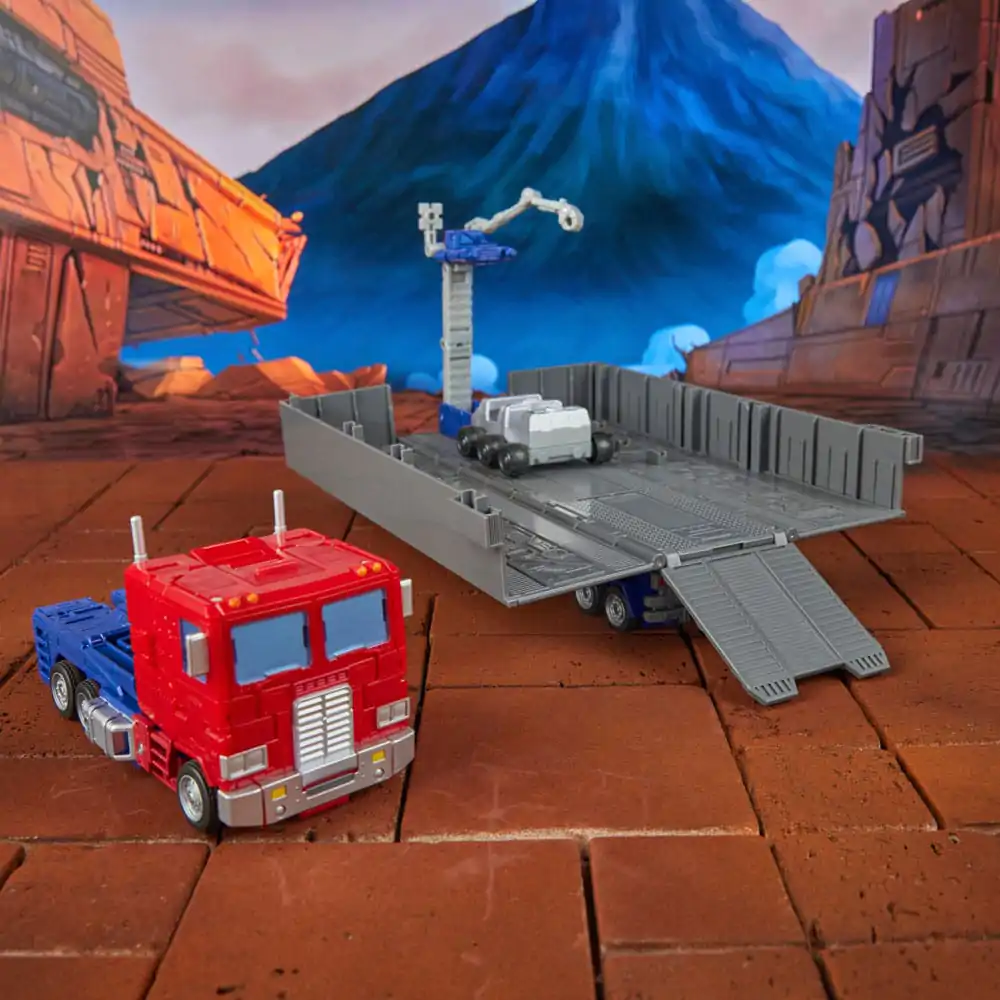 The Transformers: The Movie Generations Studio Series Commander Class Action Figure Optimus Prime 18 cm product photo