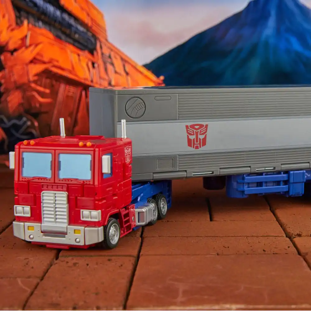 The Transformers: The Movie Generations Studio Series Commander Class Action Figure Optimus Prime 18 cm product photo