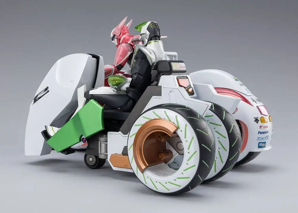 Tiger &amp; Bunny 2 S.H. Figuarts Action Figure Double Chaser &amp; Option Parts Set 24 cm product photo